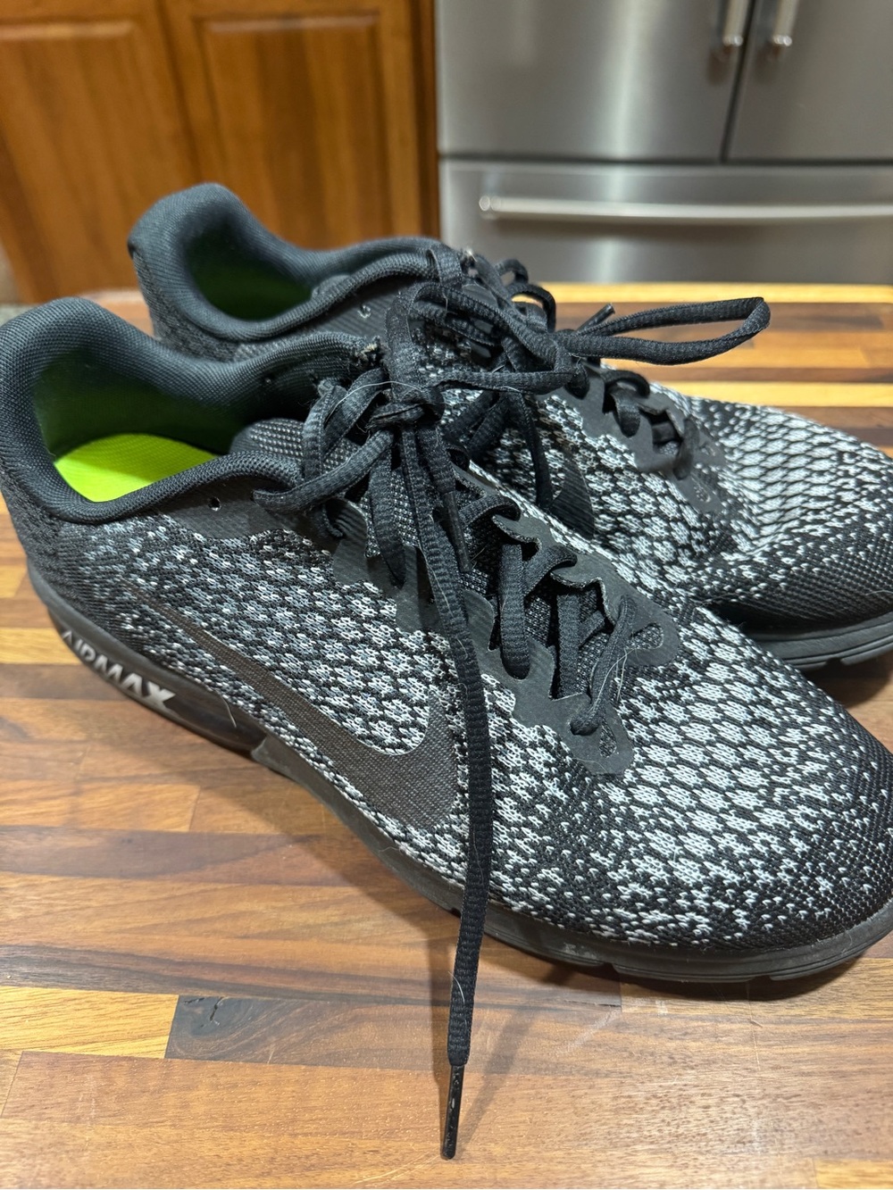 Nike Black and Gray Knit Athletic Shoes with Lime Insole